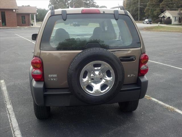 Jeep Liberty 2002 photo 3