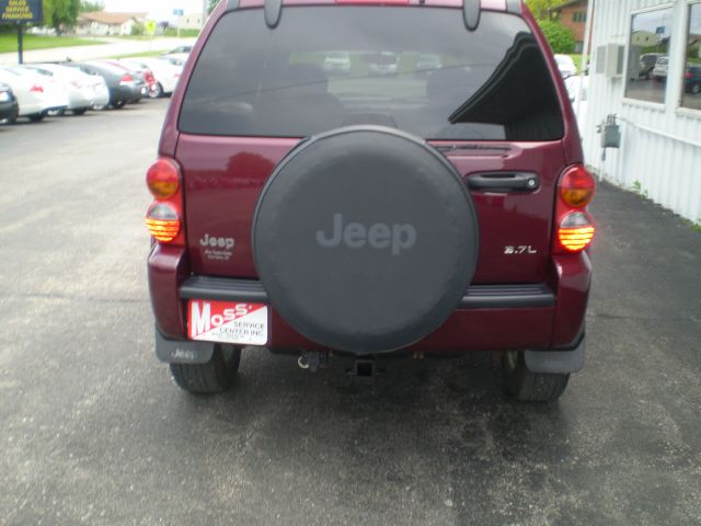 Jeep Liberty 2002 photo 12