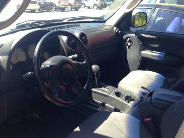 Jeep Liberty 2002 photo 1