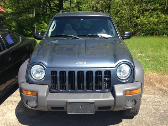 Jeep Liberty 2002 photo 2