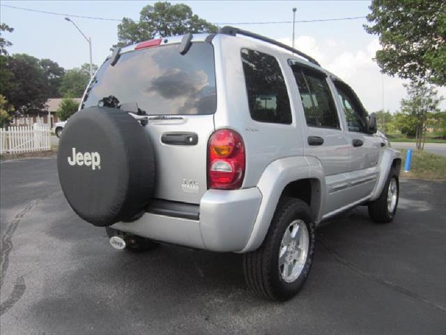 Jeep Liberty 2002 photo 4