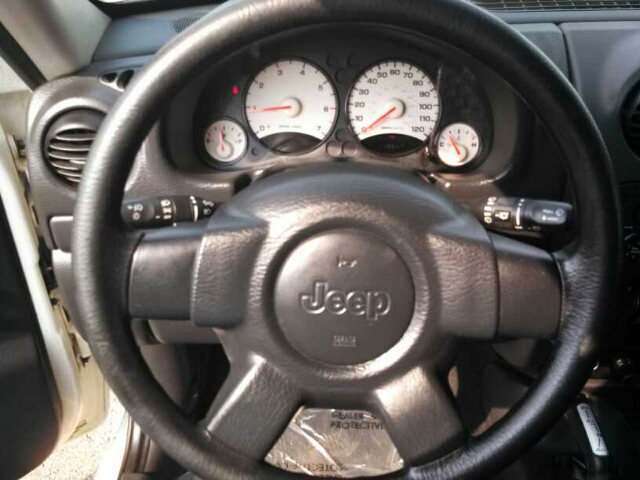 Jeep Liberty 2002 photo 2