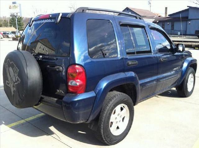 Jeep Liberty 2002 photo 1