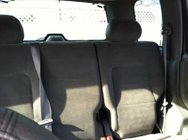 Jeep Liberty 2002 photo 4