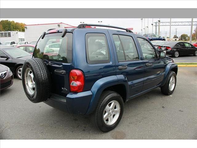 Jeep Liberty 2002 photo 4