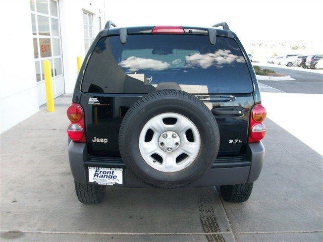Jeep Liberty 2002 photo 4