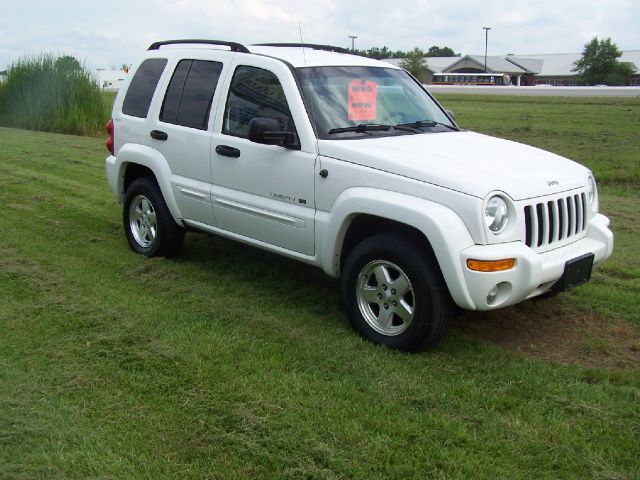 Jeep Liberty 2002 photo 2