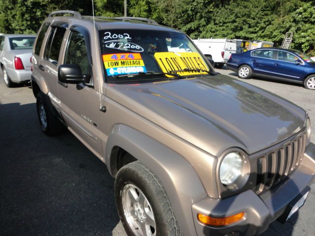 Jeep Liberty 2002 photo 2
