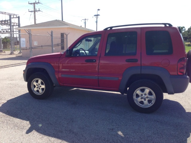 Jeep Liberty Extended Cab V8 LT W/1lt SUV