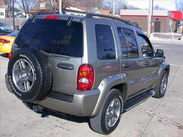 Jeep Liberty 2002 photo 1