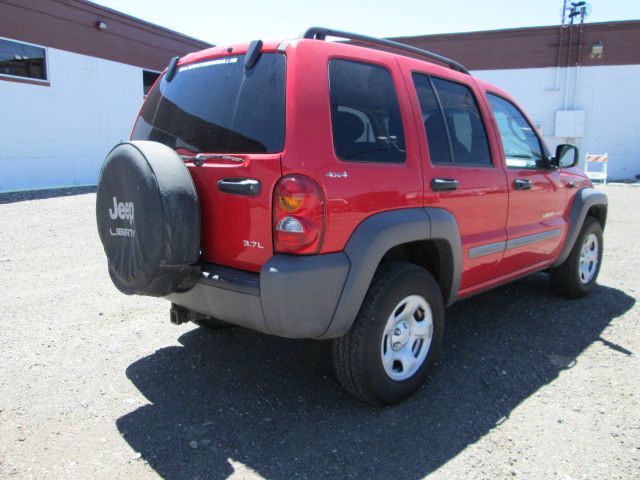 Jeep Liberty 2002 photo 2