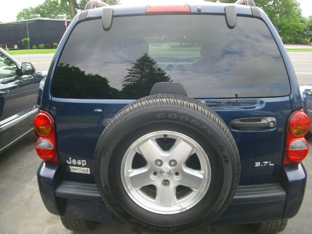Jeep Liberty 2002 photo 1
