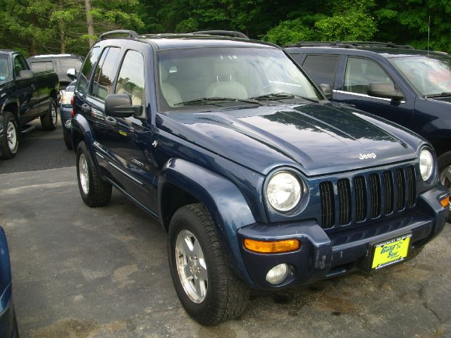 Jeep Liberty 2002 photo 2
