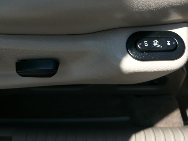 Jeep Liberty 2002 photo 29