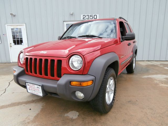Jeep Liberty 2002 photo 2