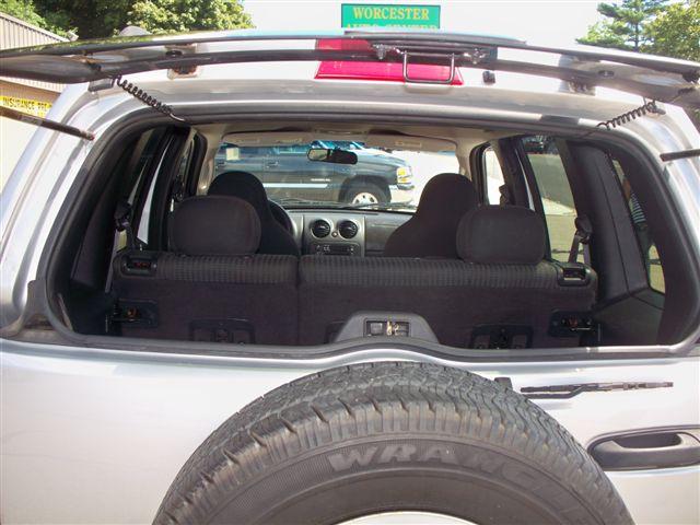 Jeep Liberty 2002 photo 4