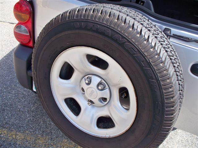 Jeep Liberty 2002 photo 5