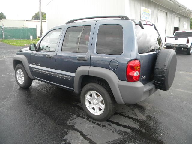 Jeep Liberty Extended Cab V8 LT W/1lt SUV