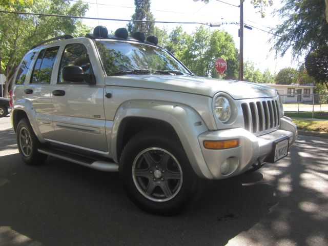 Jeep Liberty 2002 photo 1