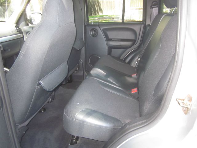 Jeep Liberty 2002 photo 3