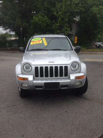 Jeep Liberty 2002 photo 2