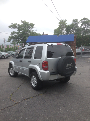 Jeep Liberty 2002 photo 4