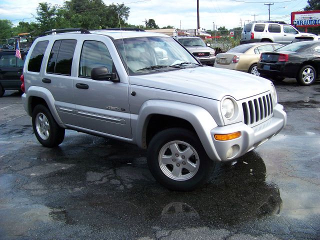 Jeep Liberty 2002 photo 1