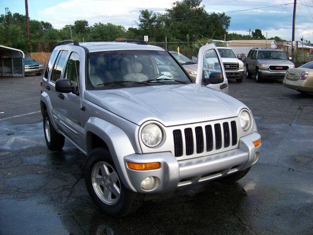 Jeep Liberty 2002 photo 4
