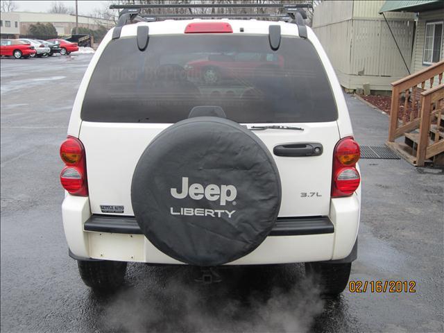 Jeep Liberty 2002 photo 3