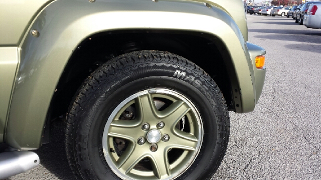 Jeep Liberty 2002 photo 4