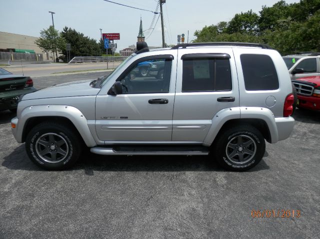 Jeep Liberty 2002 photo 3