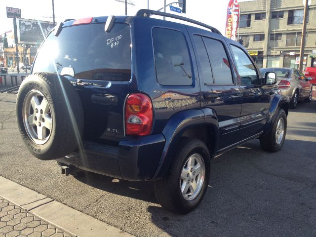 Jeep Liberty 2002 photo 1