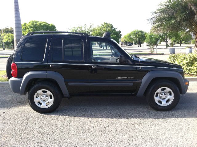 Jeep Liberty 2002 photo 1