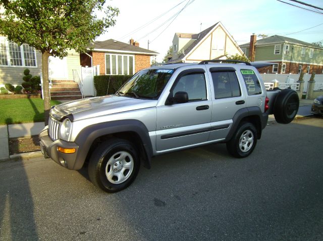 Jeep Liberty 2002 photo 3