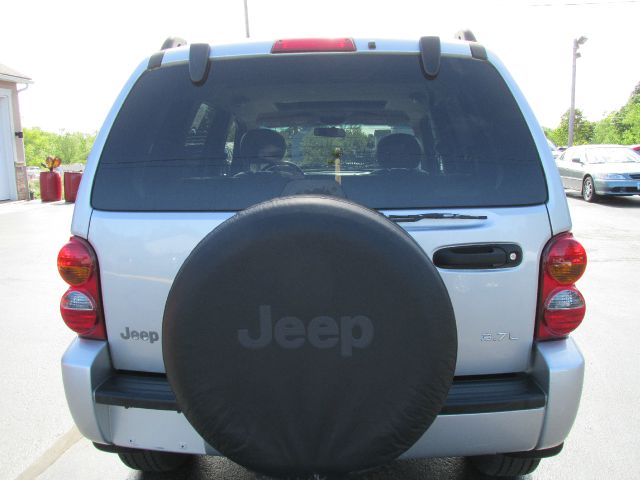 Jeep Liberty Super SUV