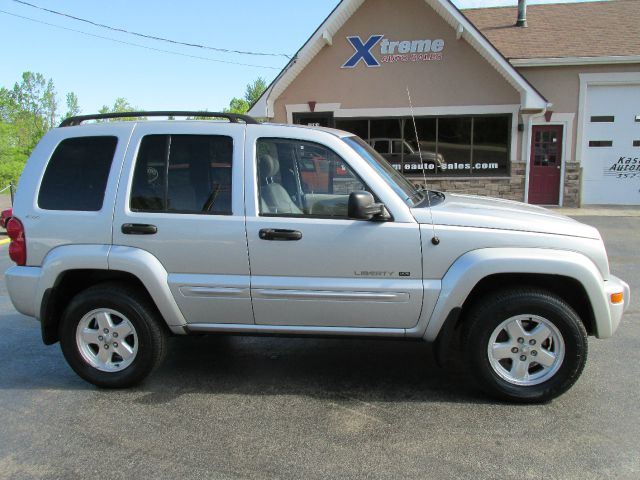 Jeep Liberty 2002 photo 12