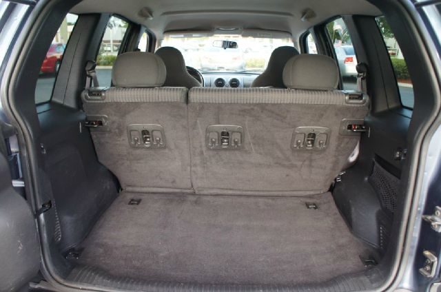Jeep Liberty 2002 photo 3