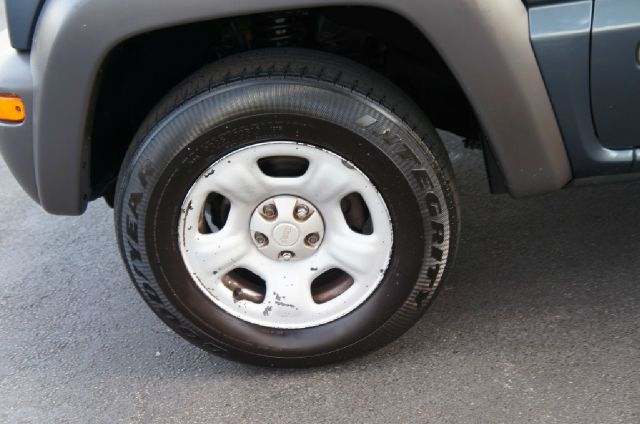 Jeep Liberty 2002 photo 22