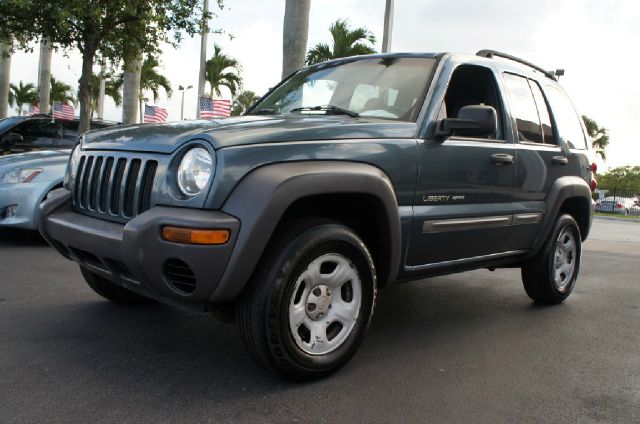 Jeep Liberty 2002 photo 25