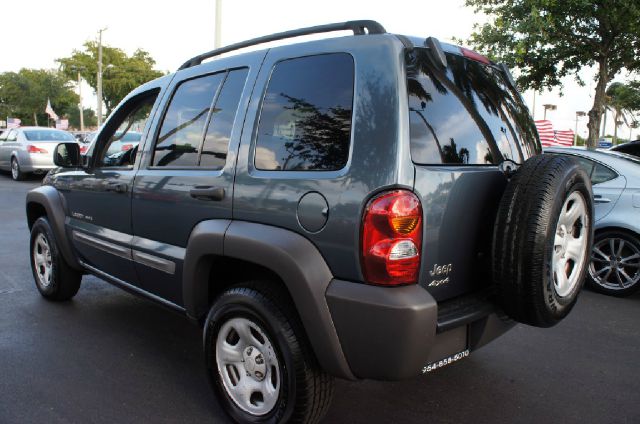 Jeep Liberty 2002 photo 6