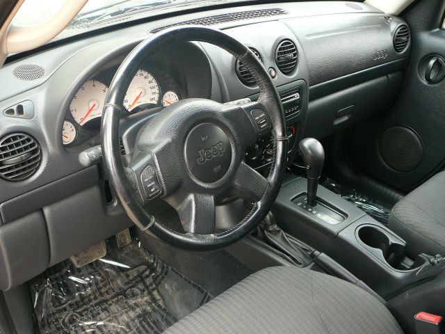 Jeep Liberty 2002 photo 1