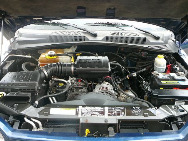 Jeep Liberty 2002 photo 2