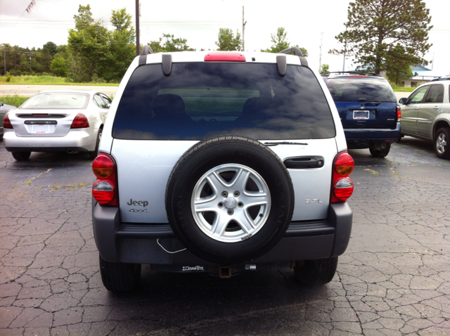 Jeep Liberty 2002 photo 1