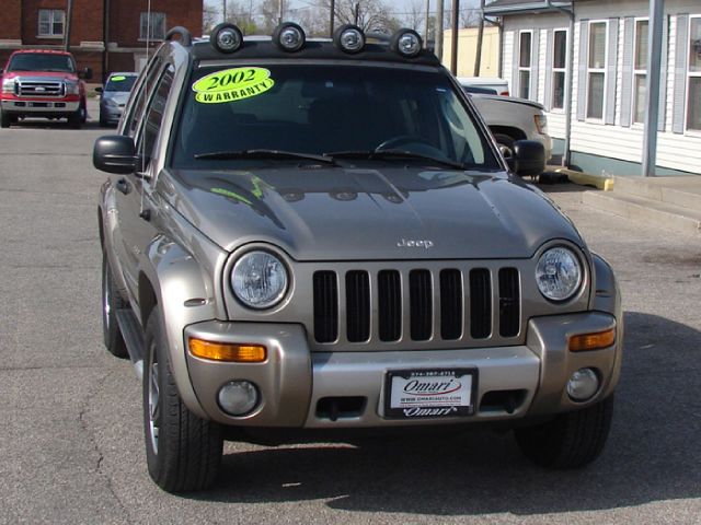 Jeep Liberty 2002 photo 1