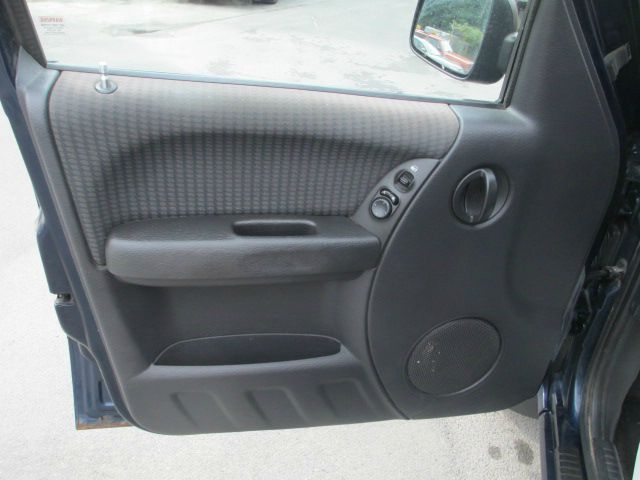 Jeep Liberty 2002 photo 3
