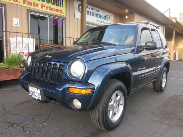 Jeep Liberty 2002 photo 2