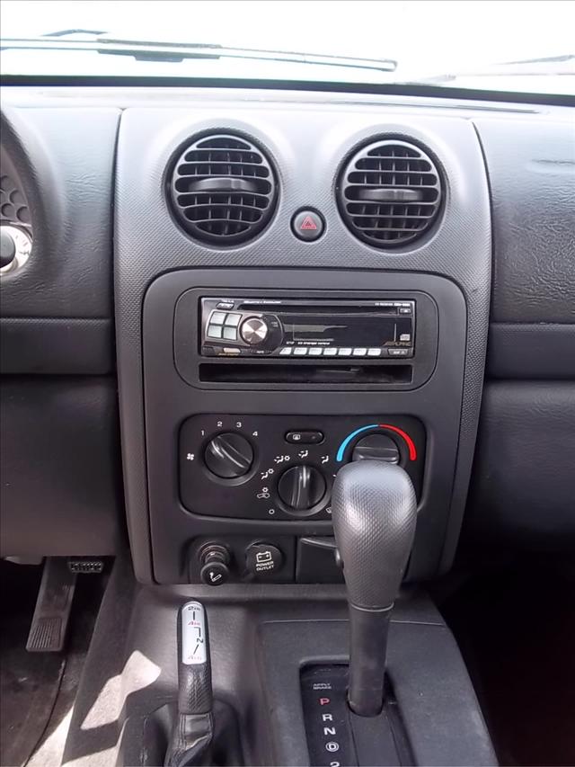 Jeep Liberty 2002 photo 5