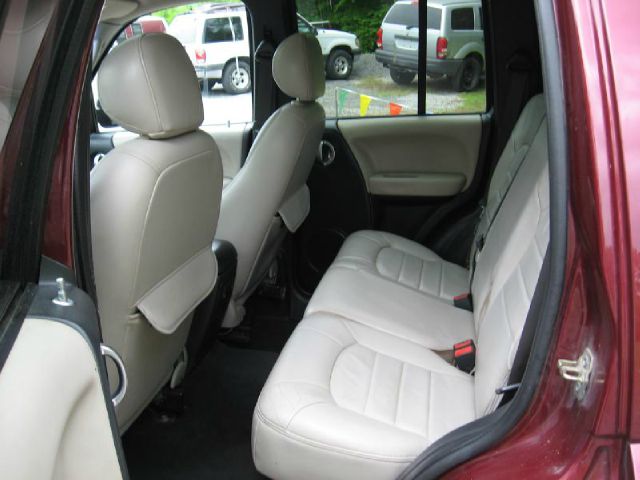 Jeep Liberty Super SUV