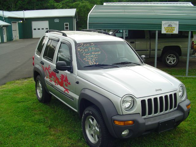 Jeep Liberty 2003 photo 0