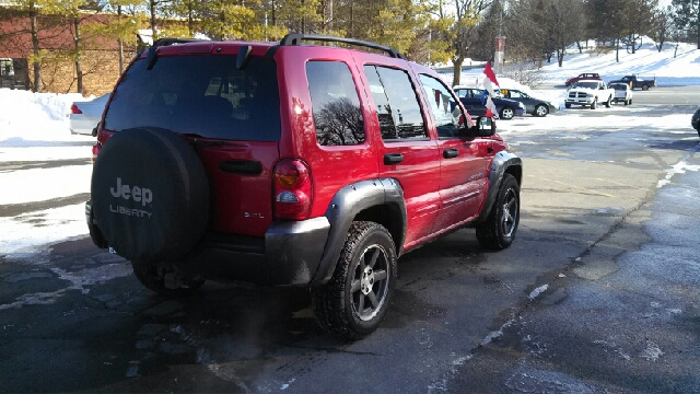 Jeep Liberty 2003 photo 3